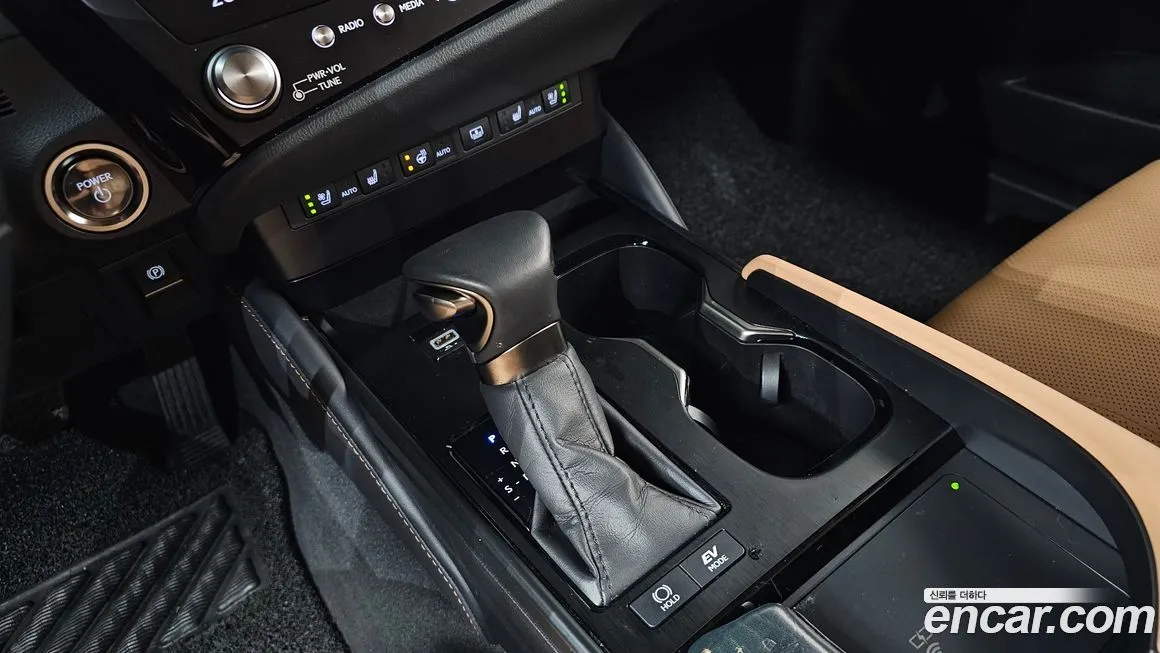 Lexus ES 2025 из KR, фото 9
