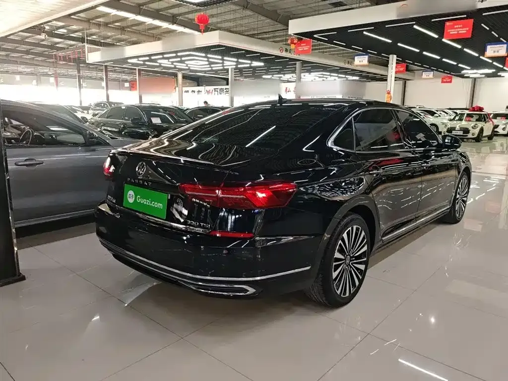 Volkswagen Passat 2021 из CN, фото 2
