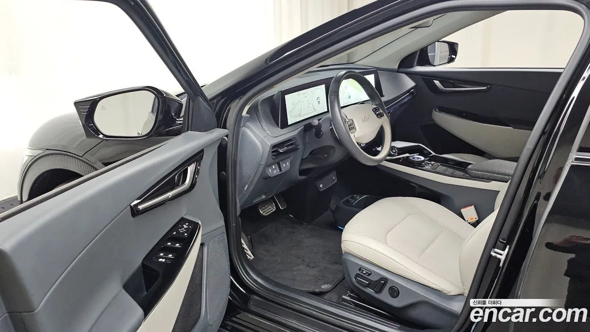 Kia EV6 2023 из KR, фото 6