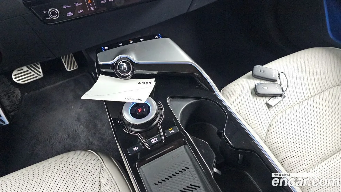 Kia EV6 2023 из KR, фото 10