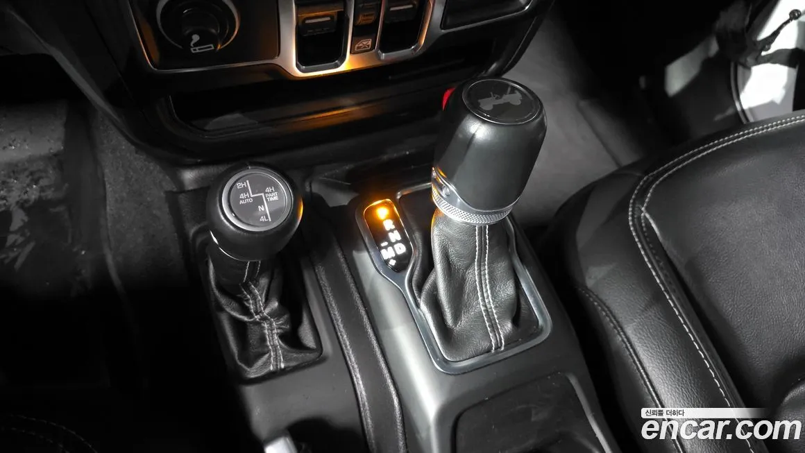 Jeep Wrangler 2021 из KR, фото 5