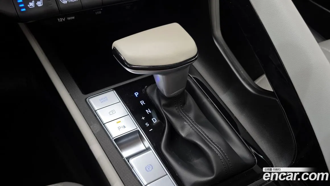 Hyundai AVANTE — фото 4