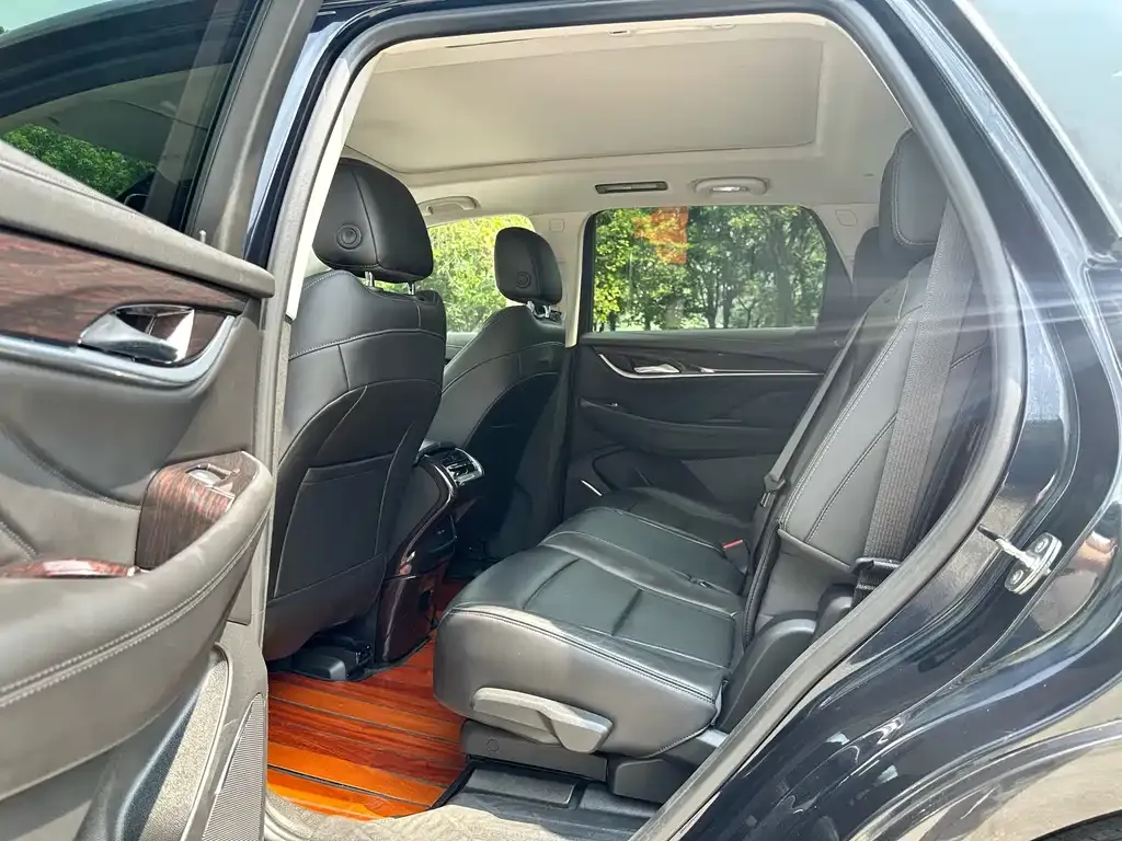 Buick Enclave 2021 из CN, фото 6