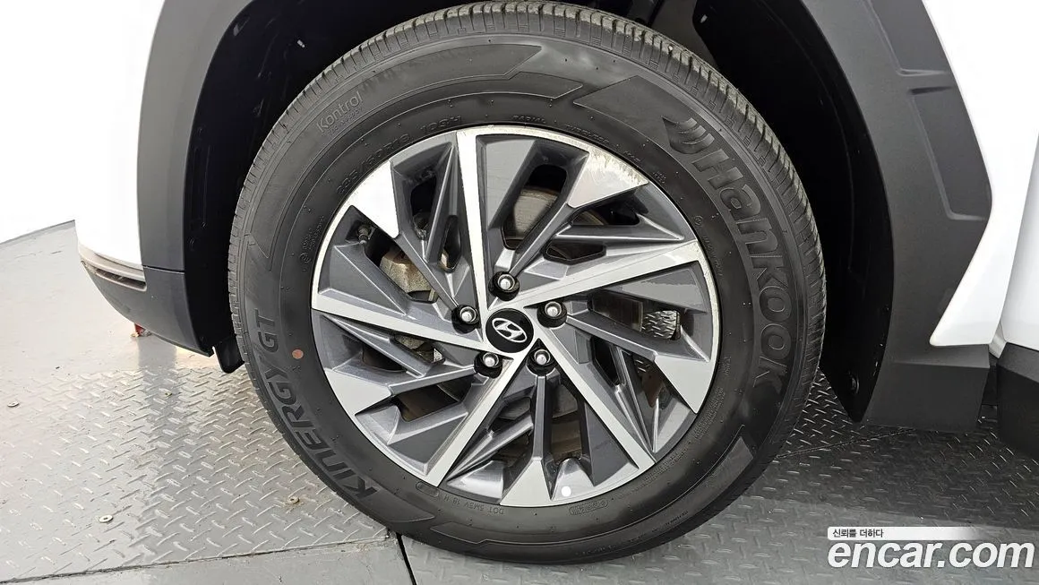 Hyundai Tucson 2023 из KR, фото 9