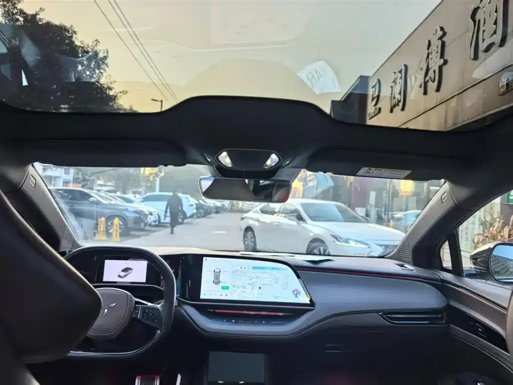Hongqi EH7 2024 из CN, фото 9