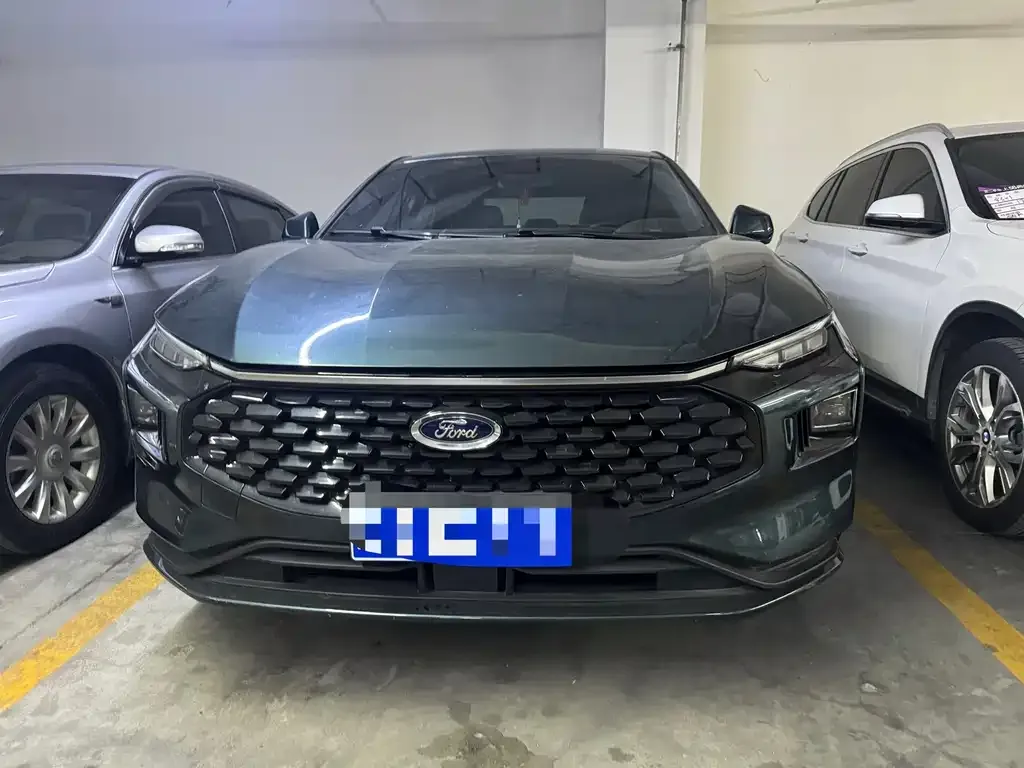Ford Mondeo 2023 из CN, фото 2