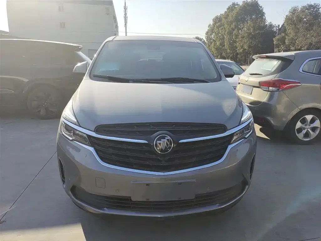 Buick GL8 2021 из CN, фото 3