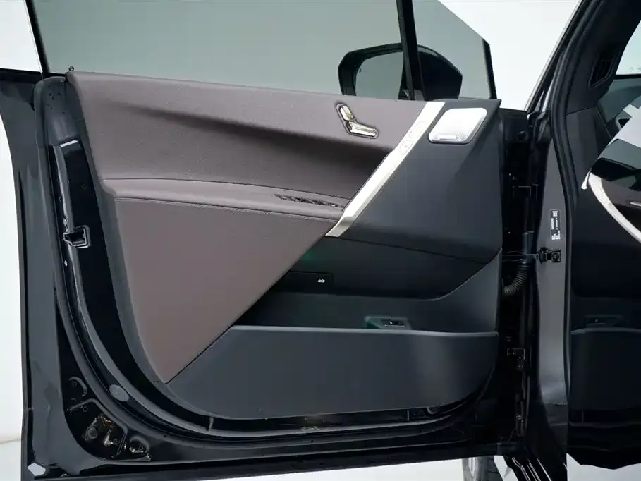 BMW iX 2023 из CN, фото 8