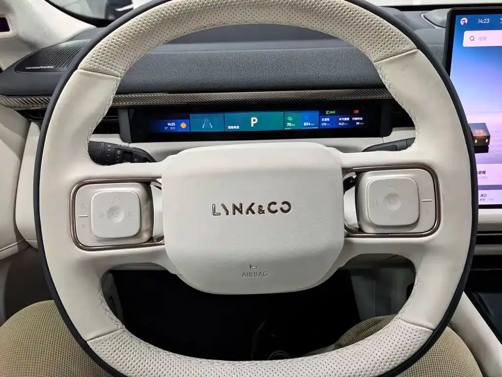 Lynk & Co 900 2025 из CN, фото 8