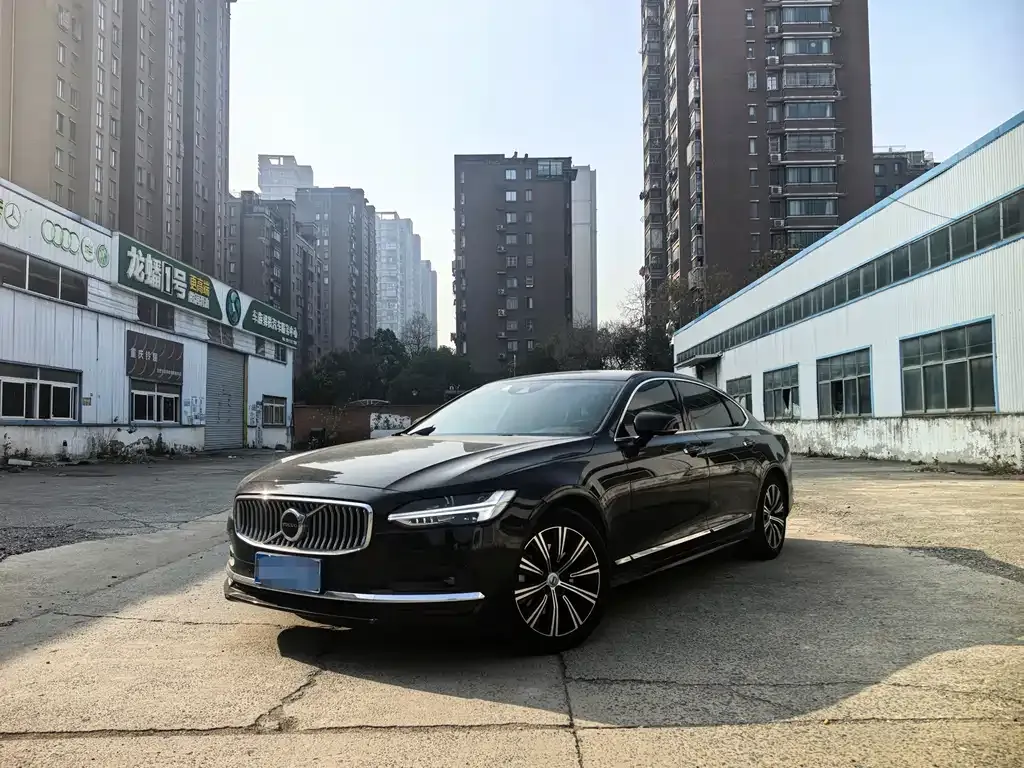 Volvo S90 2021 из CN, фото 1