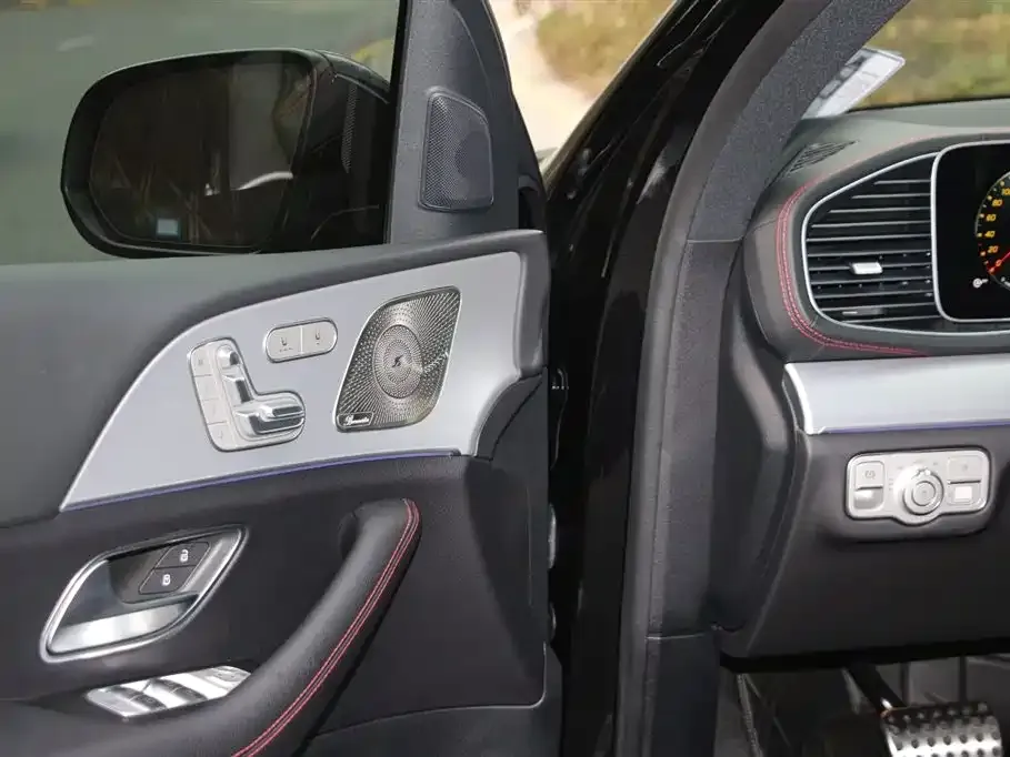 Mercedes-Benz GLE AMG 2023 из CN, фото 3