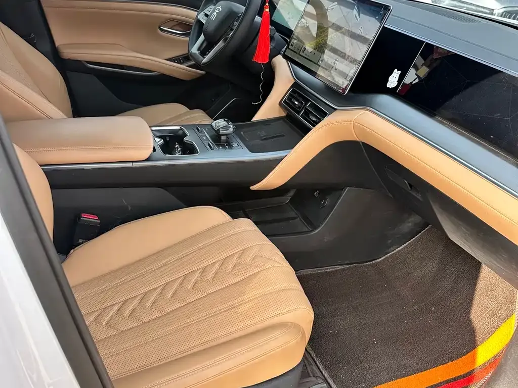 BYD L DM-i 2024 из CN, фото 5