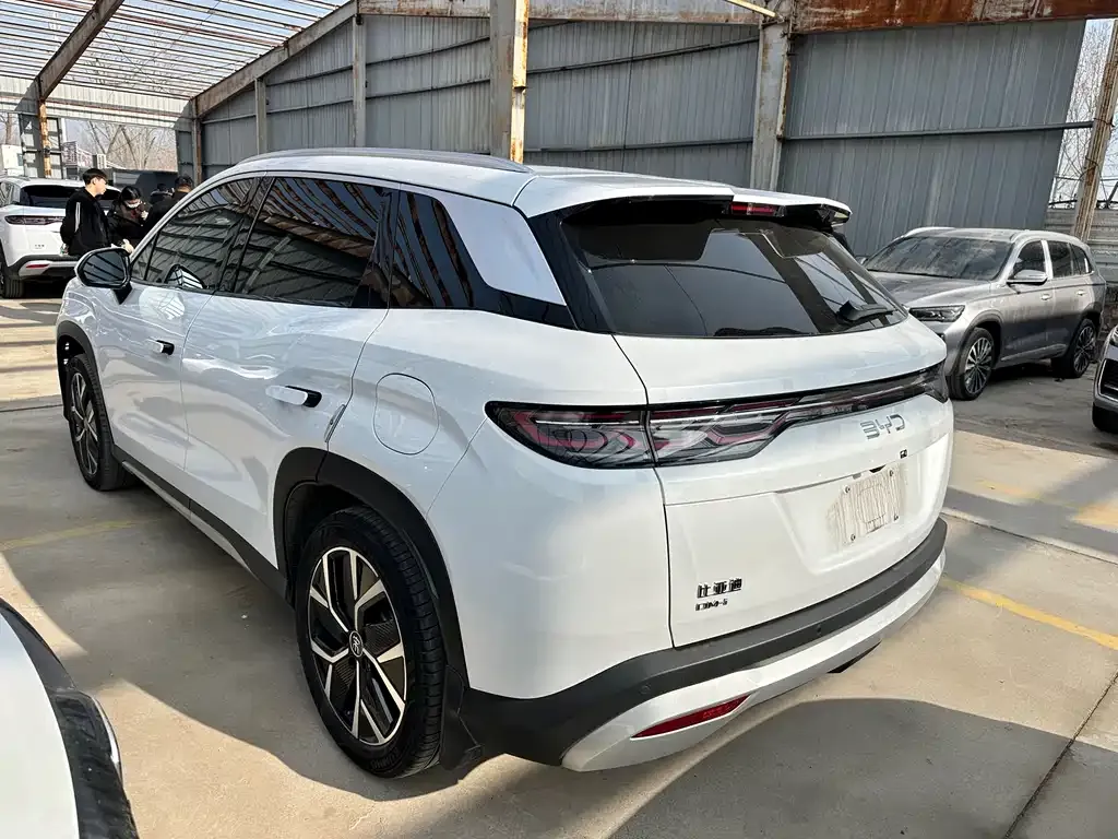 BYD L DM-i 2024 из CN, фото 3