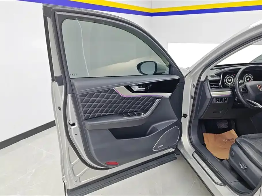 Hongqi HS5 2021 из CN, фото 8