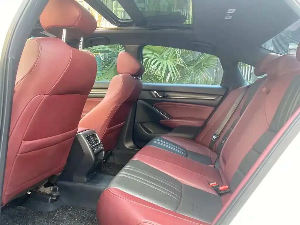 Honda Inspire 2022 из CN, фото 6
