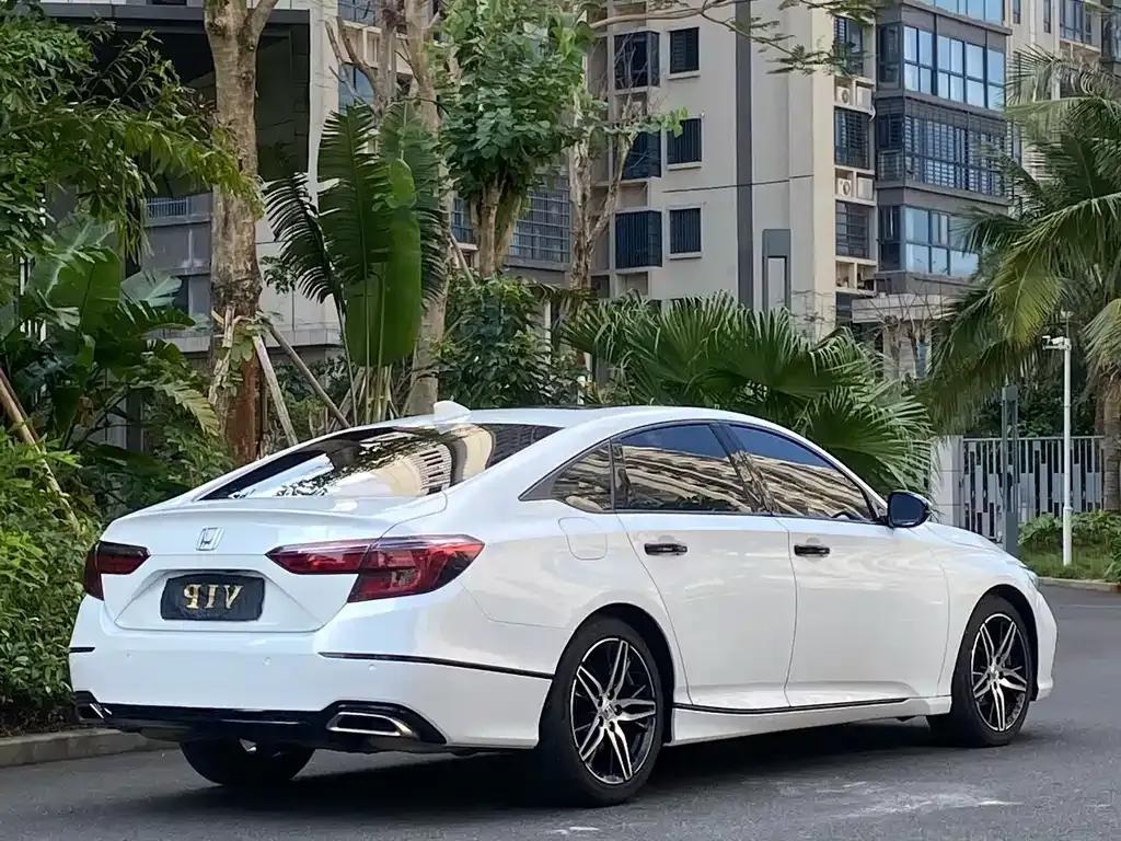 Honda Inspire 2022 из CN, фото 9