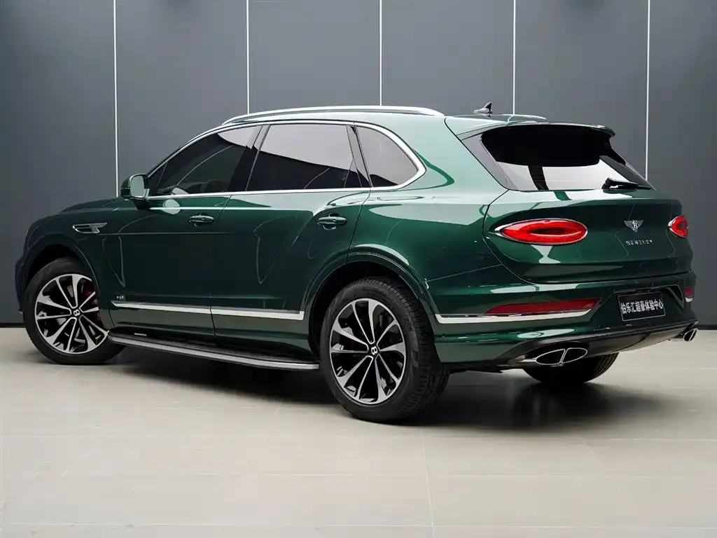 Bentley Bentayga 2022 из CN, фото 4