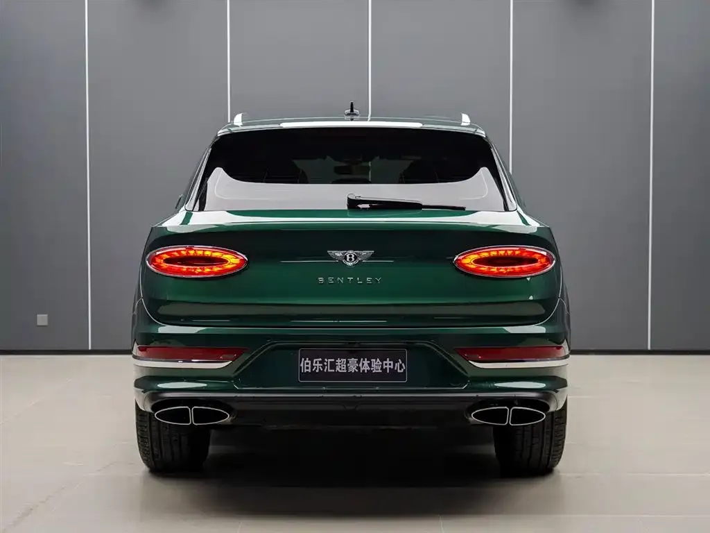 Bentley Bentayga 2022 из CN, фото 3