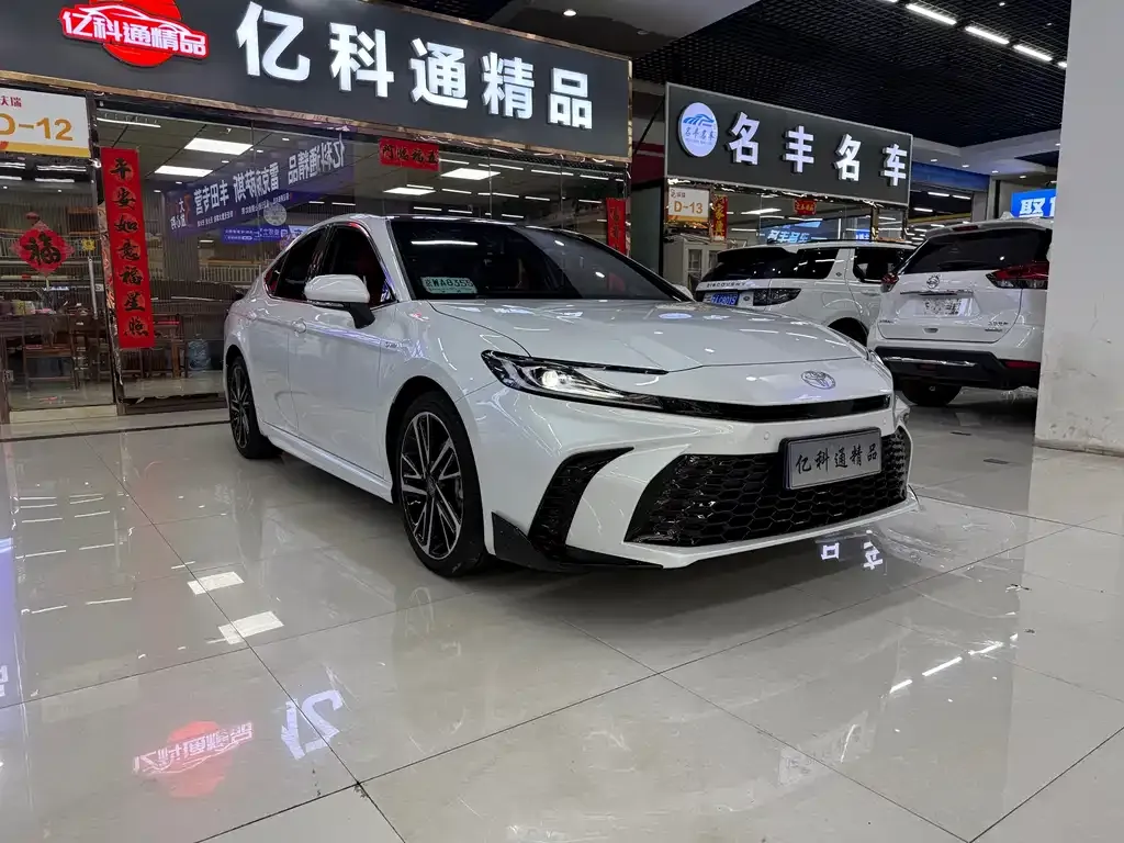Toyota Camry 2024 из CN, фото 5