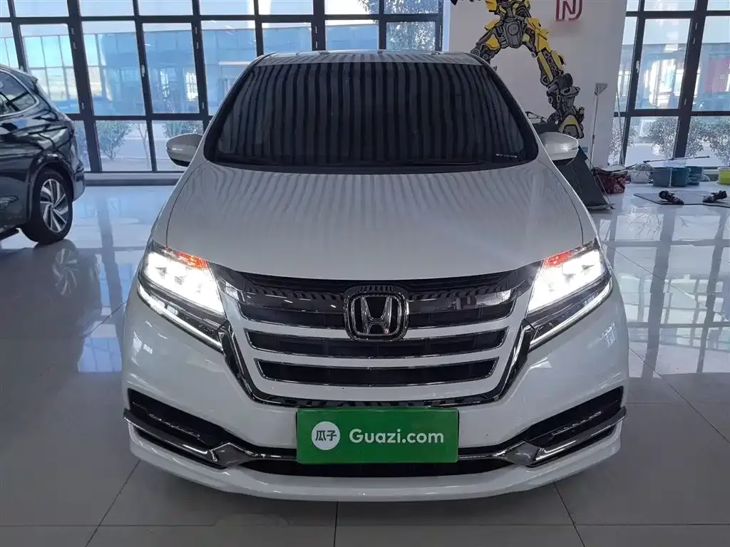 Honda Elysion 2021 из CN, фото 10