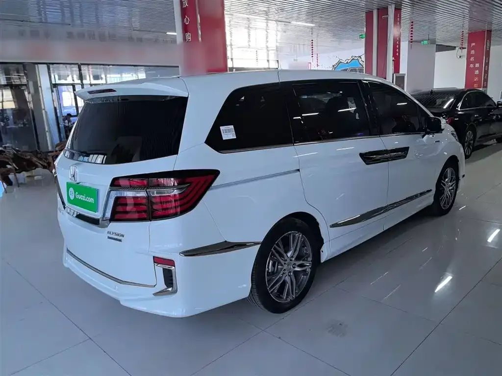 Honda Elysion 2021 из CN, фото 4