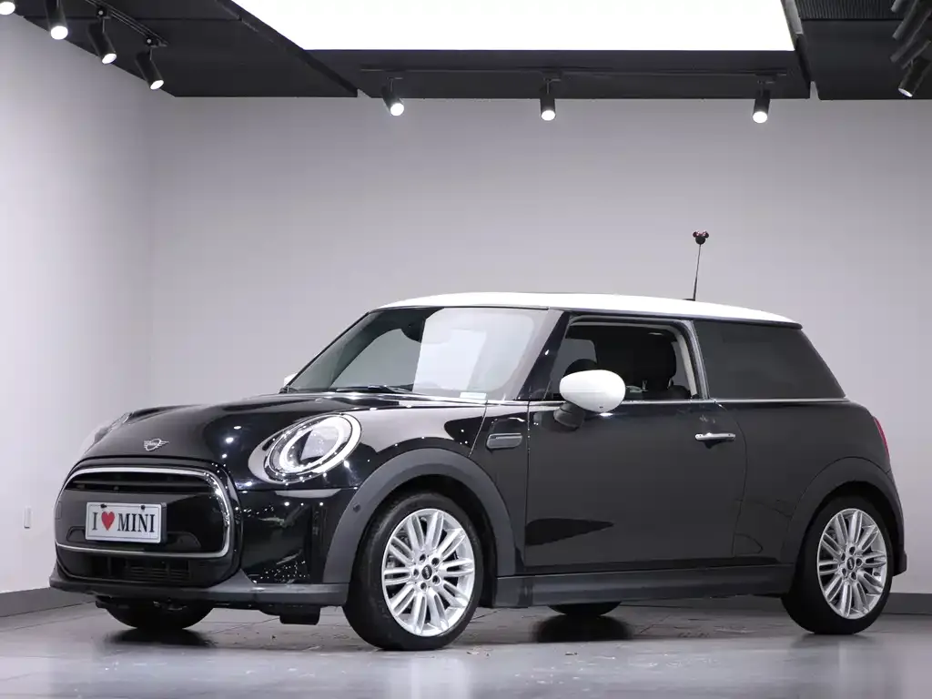 MINI Cooper (3-door) 2021 из CN, фото 1