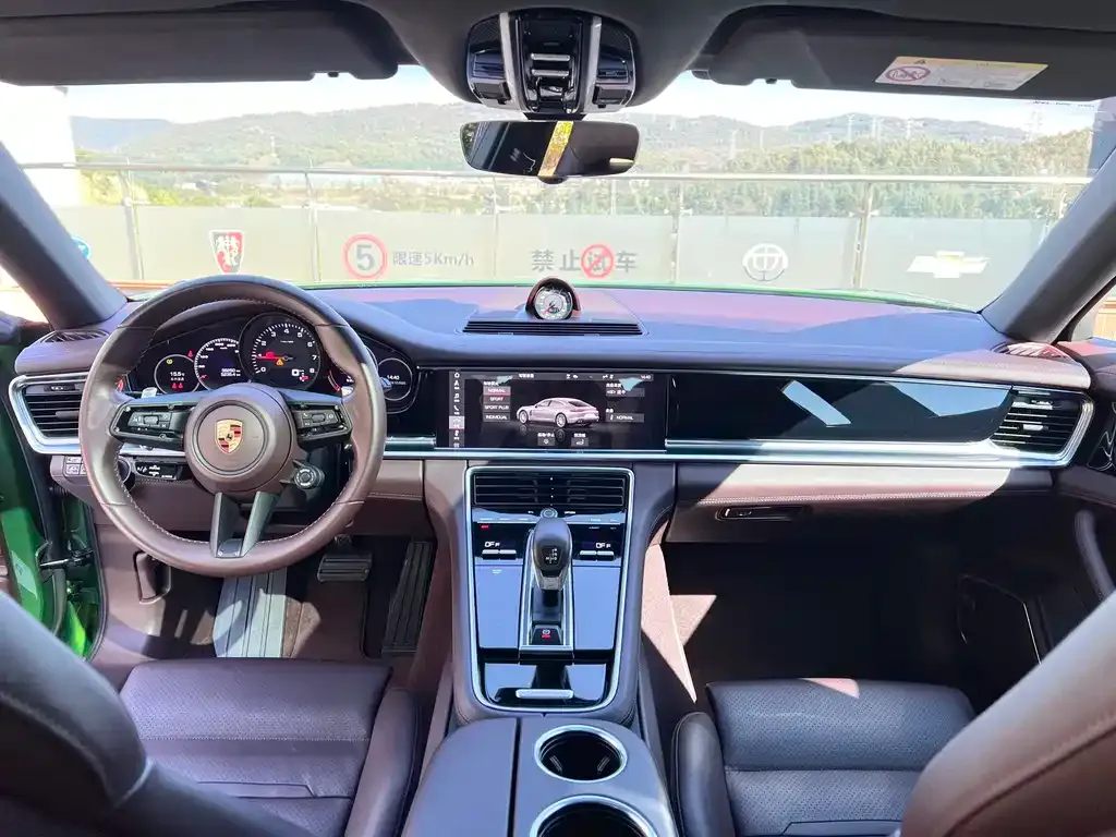 Porsche Panamera 2022 из CN, фото 5