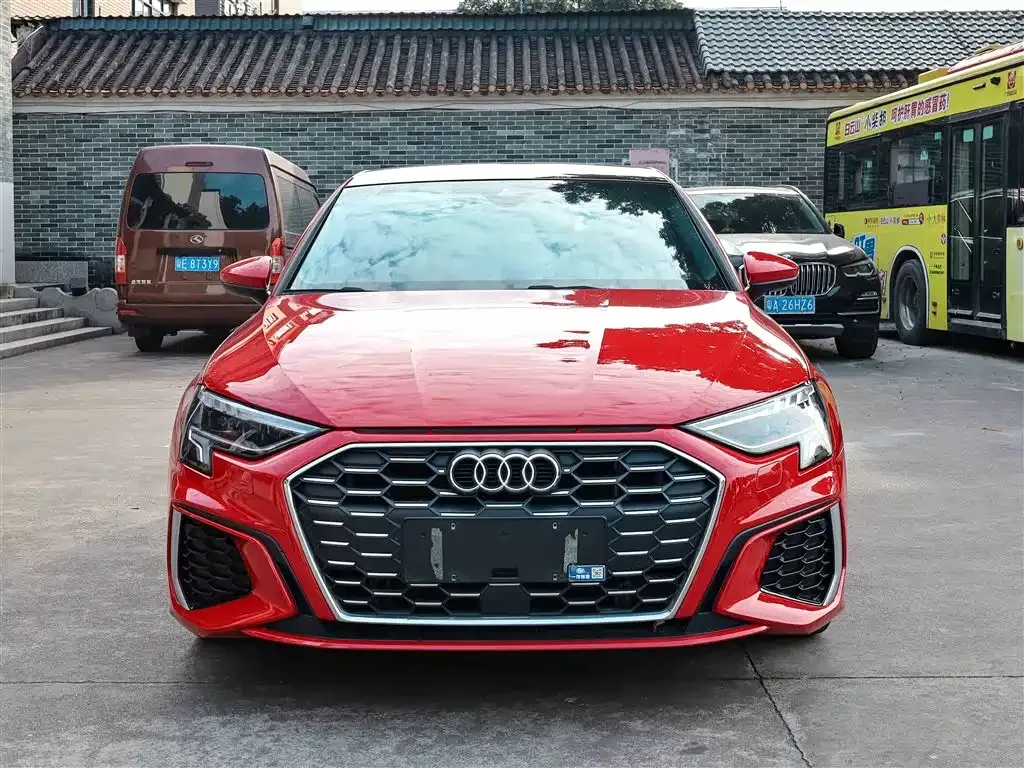 Audi A3 2022 из CN, фото 2