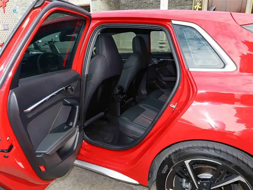 Audi A3 2022 из CN, фото 6
