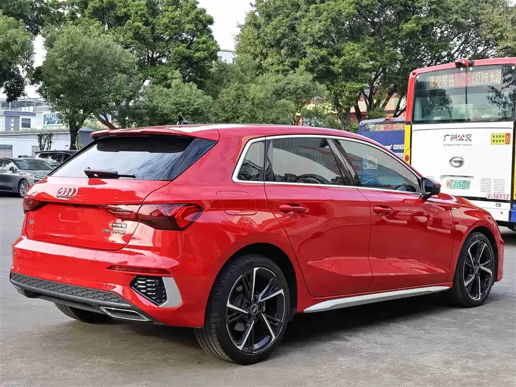 Audi A3 2022 из CN, фото 7