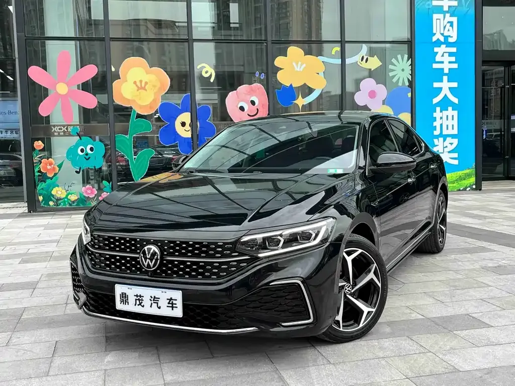 Volkswagen Passat 2023 из CN, фото 1