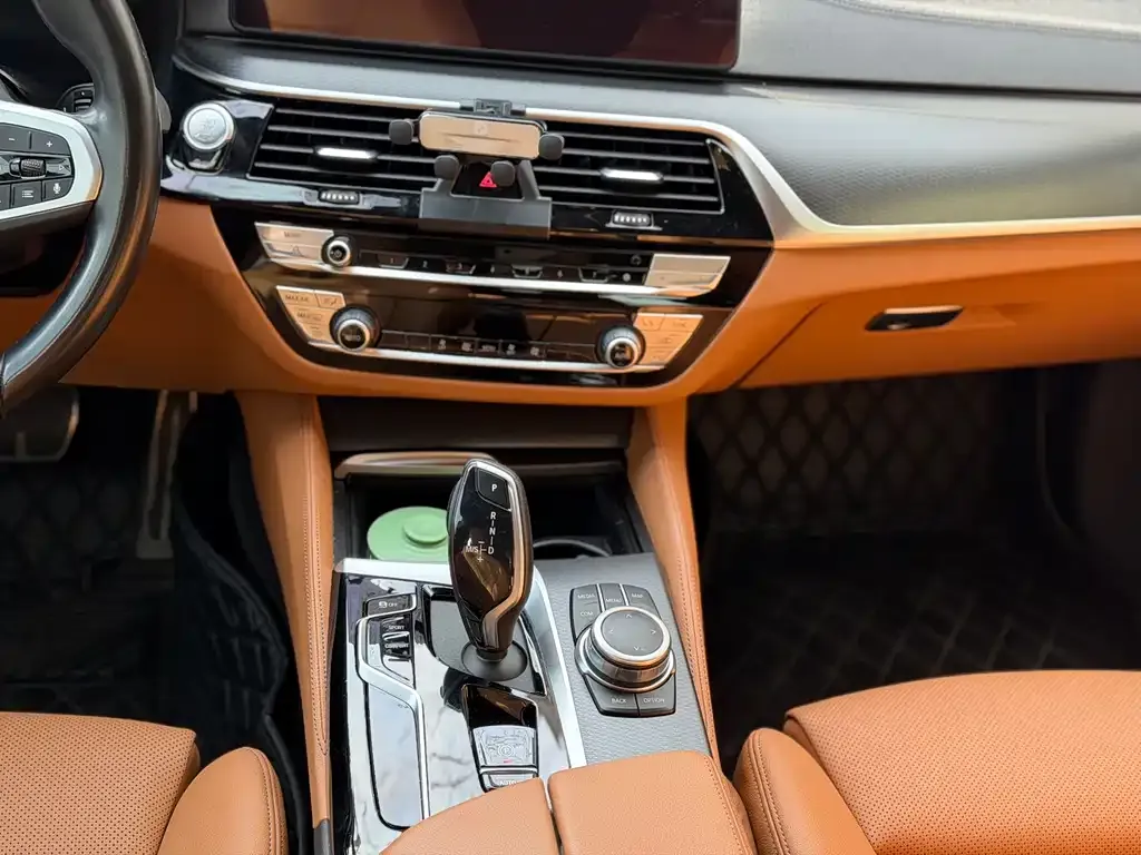 BMW 5 Series (Import) 2023 из CN, фото 5