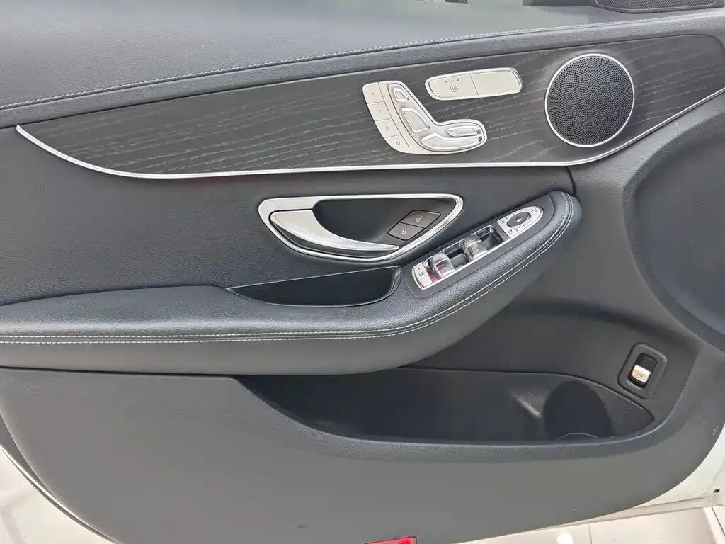 Mercedes-Benz C-Class 2021 из CN, фото 2