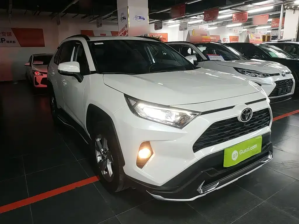 Toyota RAV4 2021 из CN, фото 9