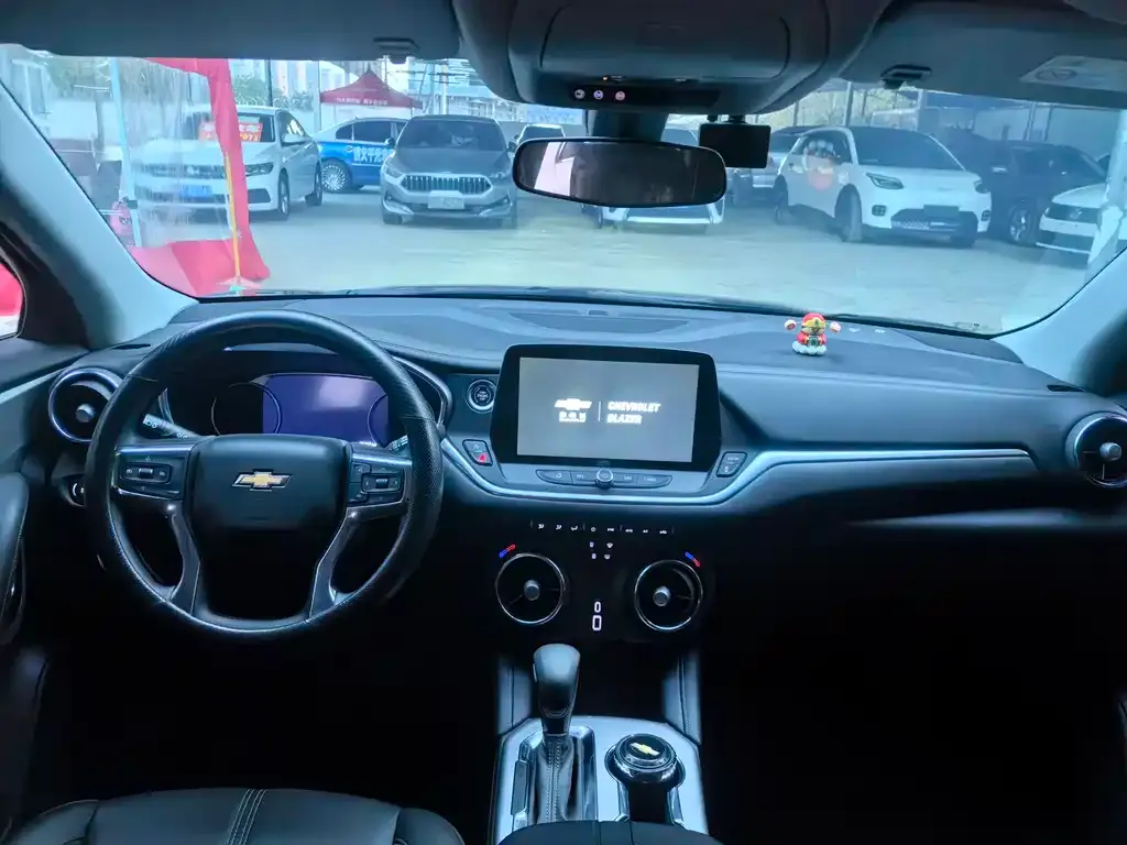 Chevrolet Blazer 2023 из CN, фото 2