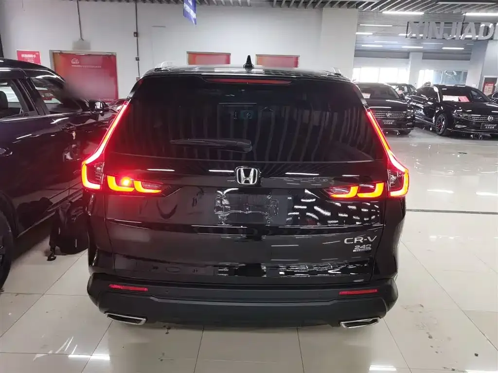 Honda CR-V 2024 из CN, фото 2