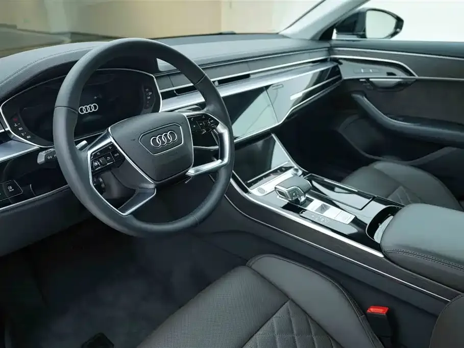 Audi A8 2022 из CN, фото 9