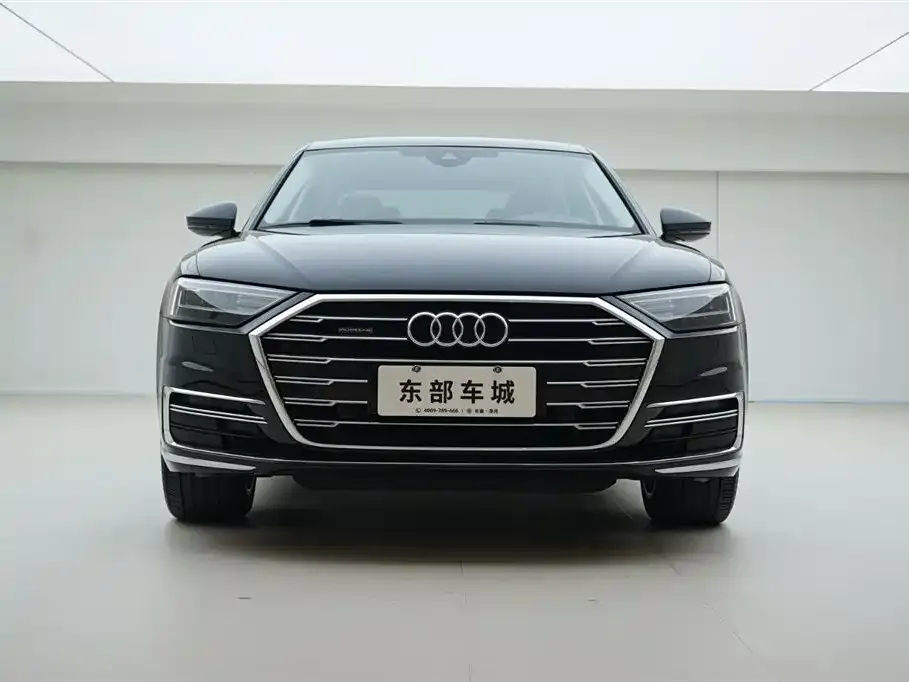 Audi A8 2022 из CN, фото 3