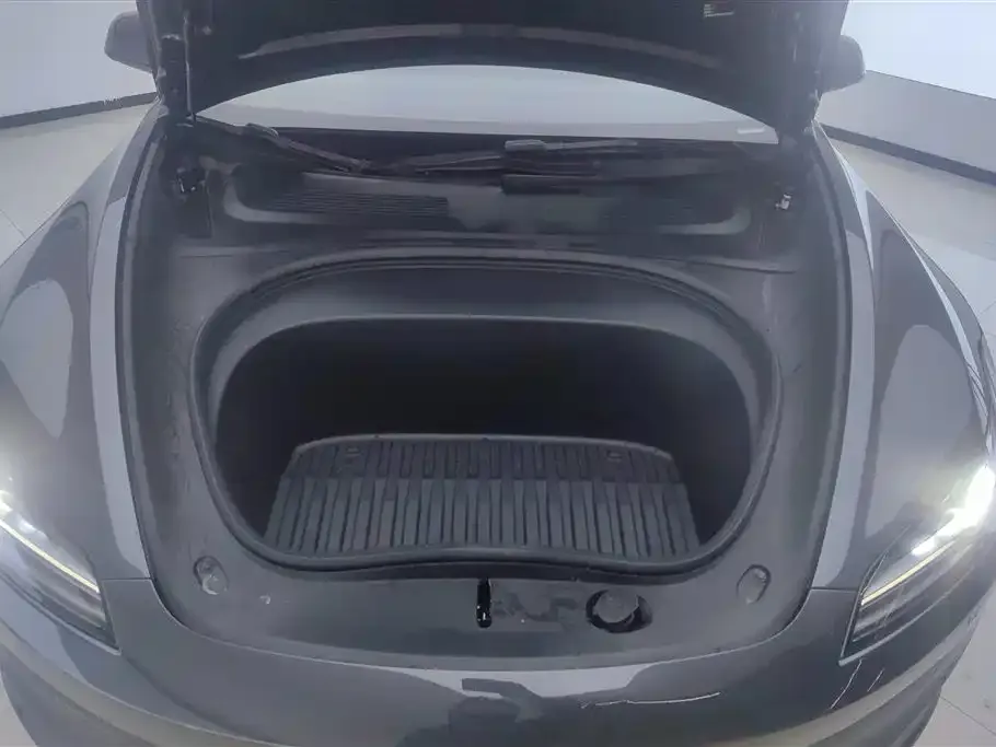 Tesla Model 3 2025 из CN, фото 6