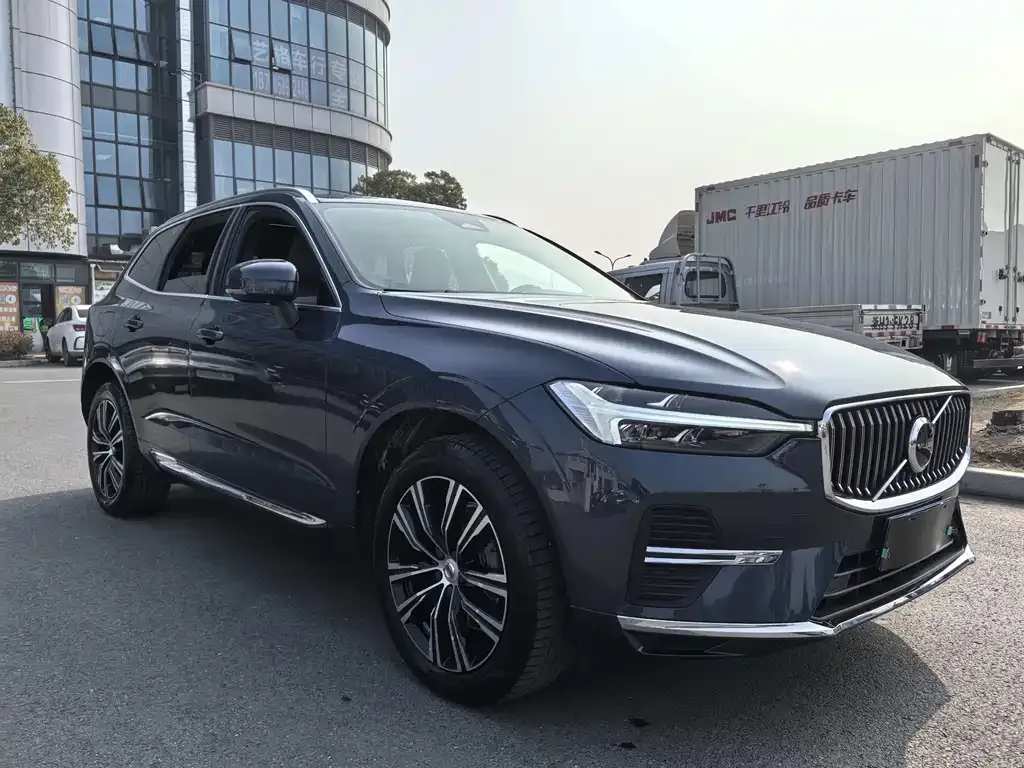 Volvo XC60 2022 из CN, фото 3