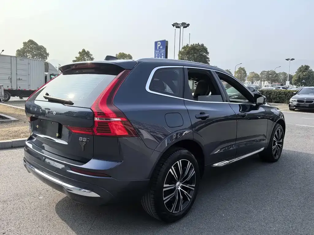 Volvo XC60 2022 из CN, фото 9