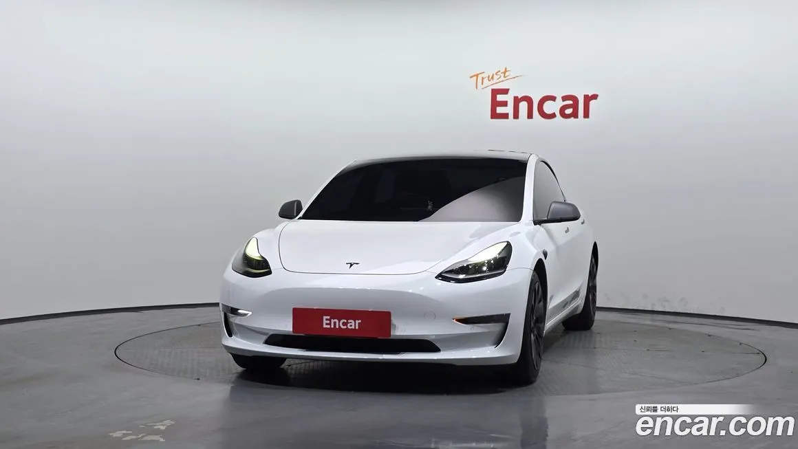 Tesla Model 3 2021 из KR, фото 2