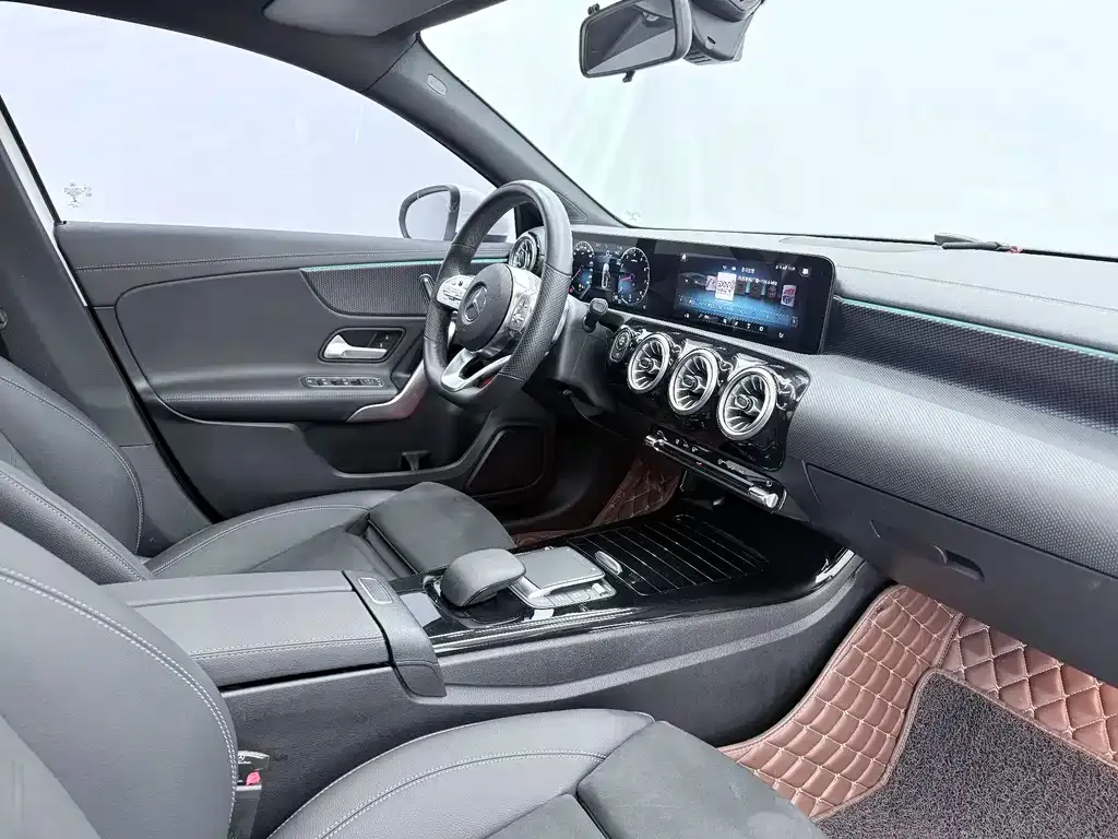 Mercedes-Benz A-Class 2022 из CN, фото 10