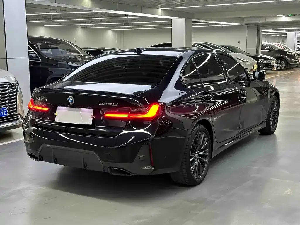 BMW 3 Series 2023 из CN, фото 4