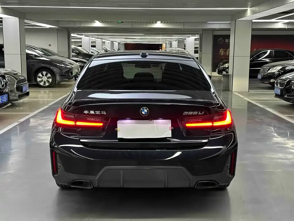 BMW 3 Series 2023 из CN, фото 8