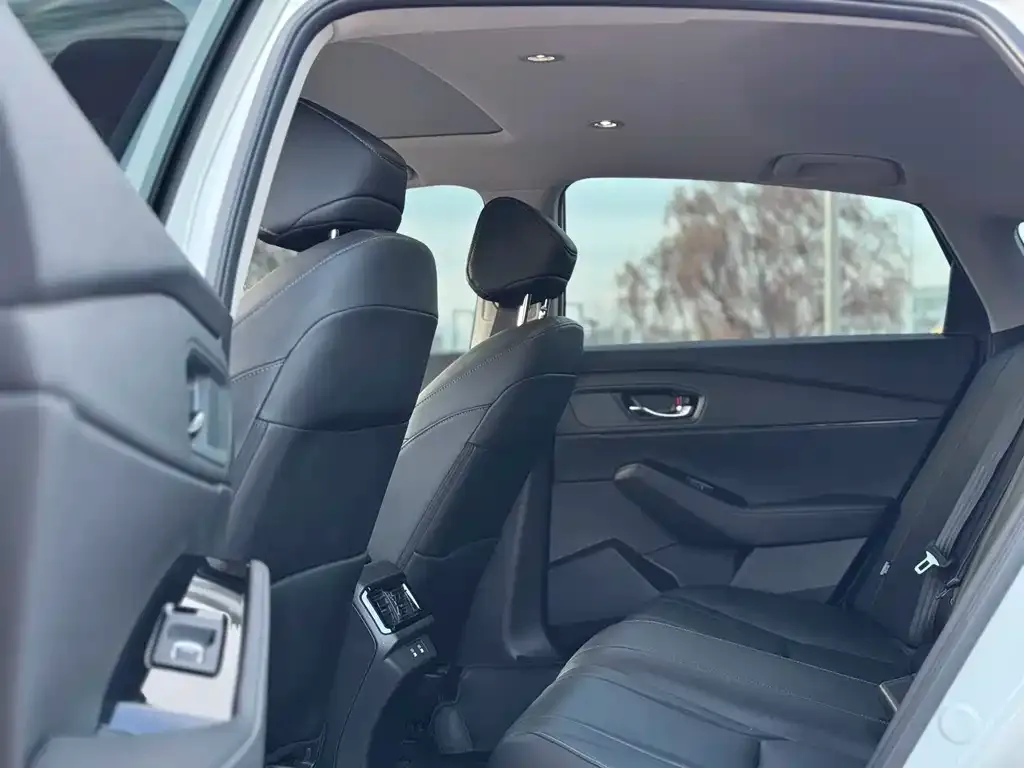 Honda Inspire 2023 из CN, фото 6