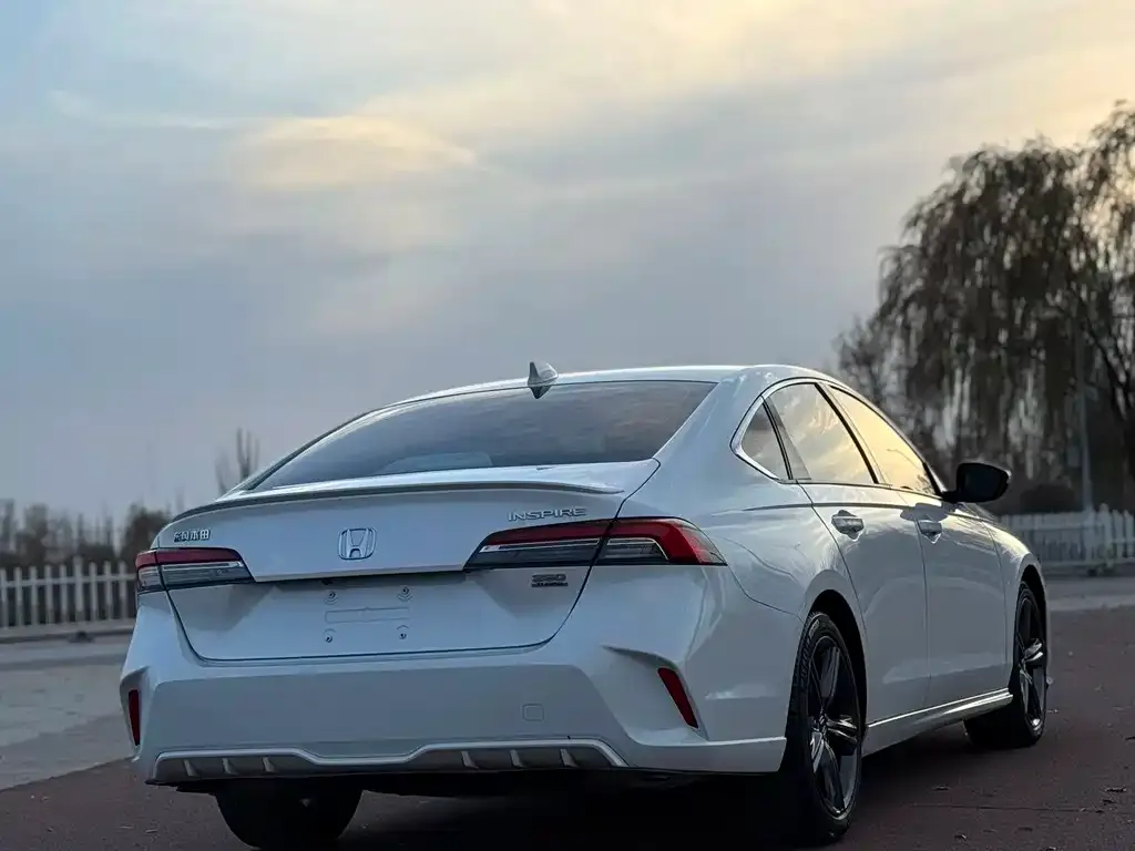 Honda Inspire 2023 из CN, фото 7
