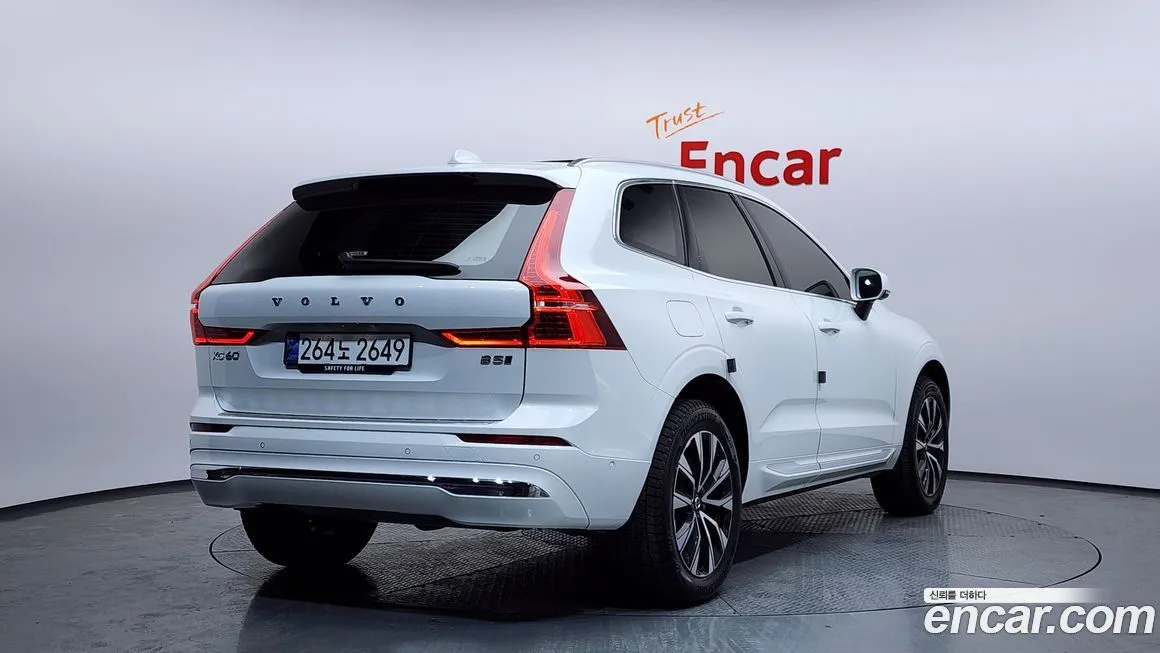 Volvo XC60 2025 из KR, фото 2