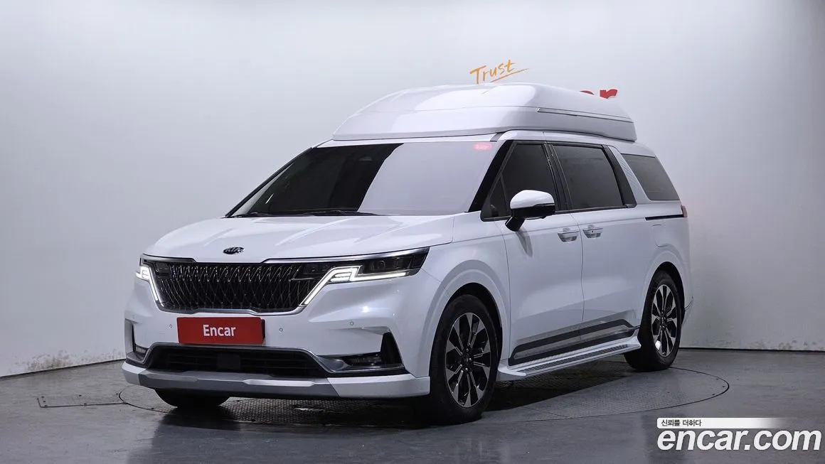 Kia Carnival — фото 1