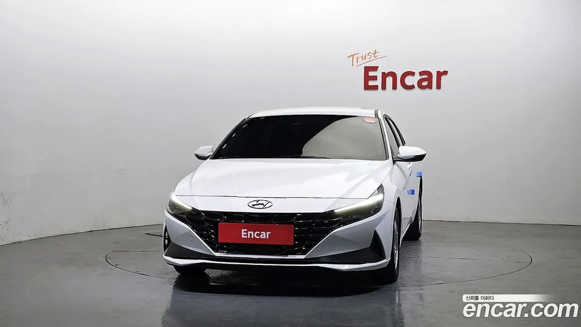 Hyundai AVANTE — фото 3